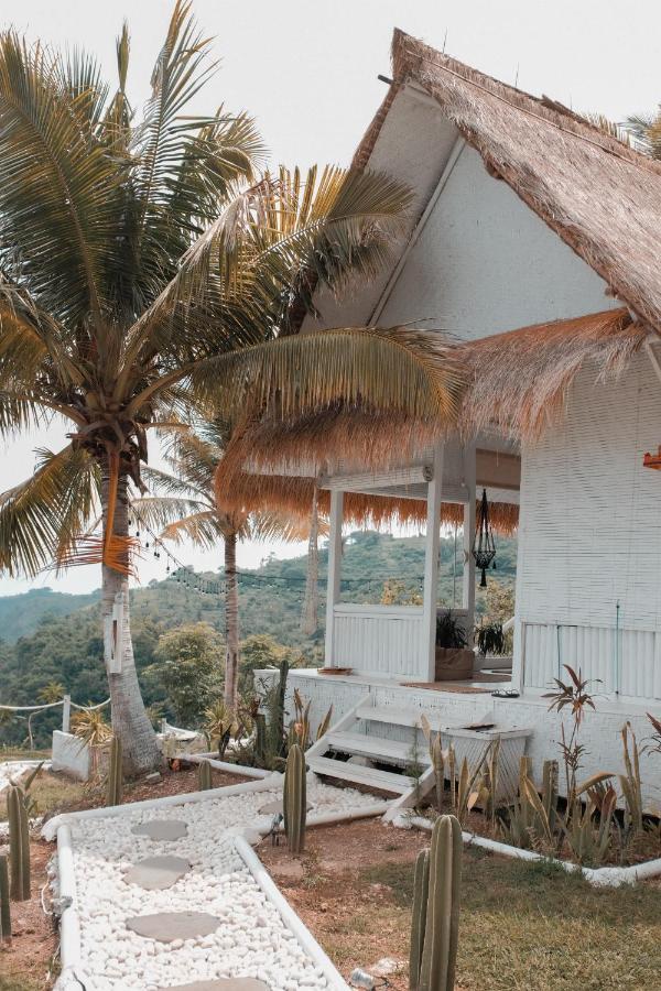 Tropical Glamping Nusa Penida - Private Romantic Seaside Bungalow Diamond Beach Pelilit Exterior foto