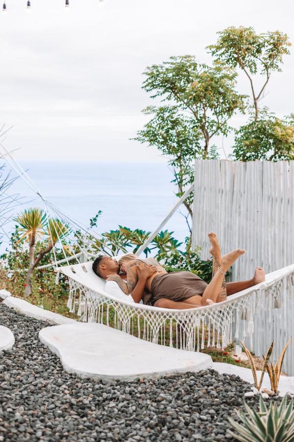 Tropical Glamping Nusa Penida - Private Romantic Seaside Bungalow Diamond Beach Pelilit Exterior foto