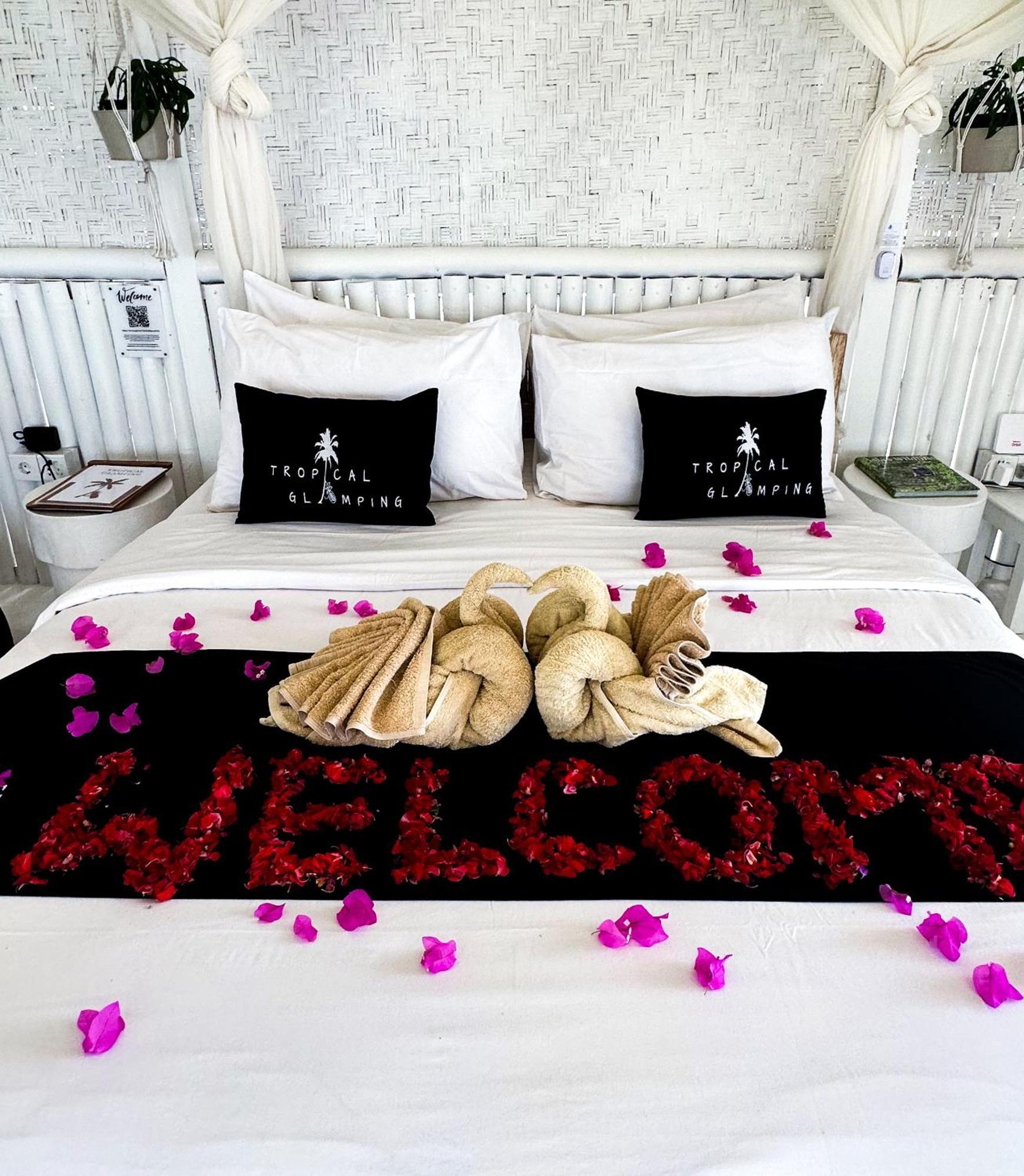 Tropical Glamping Nusa Penida - Private Romantic Seaside Bungalow Diamond Beach Pelilit Exterior foto